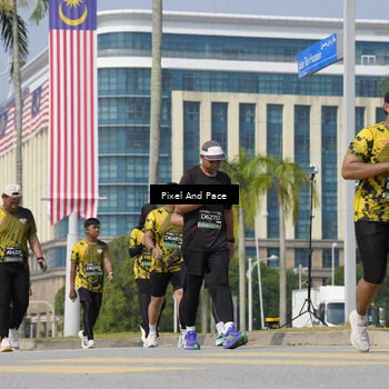 Runner Photo 6530428