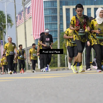 Runner Photo 6530450