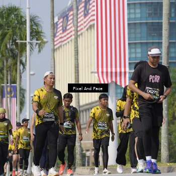 Runner Photo 6530461