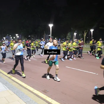 Runner Photo 6530465