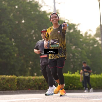 Runner Photo 6530487