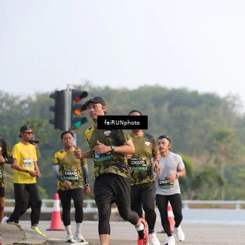 Runner Photo 6530494