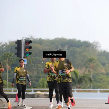 Runner Photo 6530495