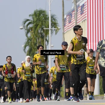 Runner Photo 6530507