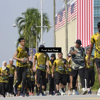 Runner Photo 6530553
