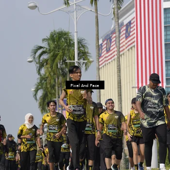 Runner Photo 6530573