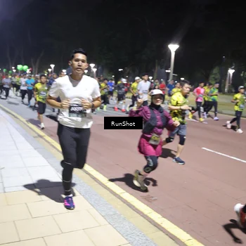 Runner Photo 6530645