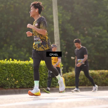 Runner Photo 6530648