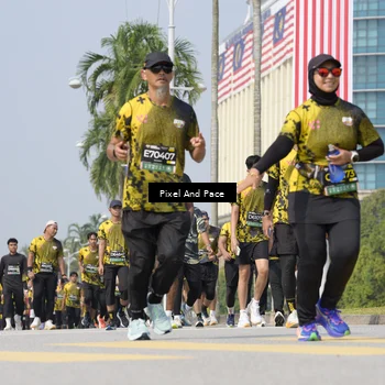 Runner Photo 6530655