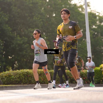 Runner Photo 6530656