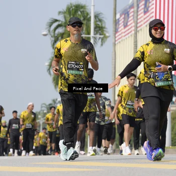 Runner Photo 6530663