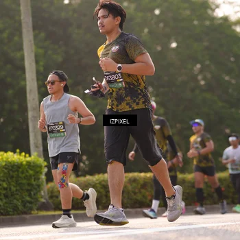 Runner Photo 6530666