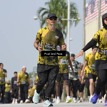 Runner Photo 6530667