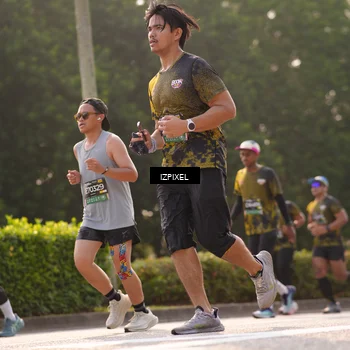 Runner Photo 6530681