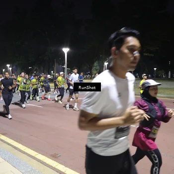 Runner Photo 6530699