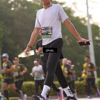 Runner Photo 6530700