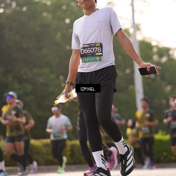 Runner Photo 6530703