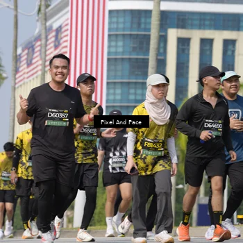 Runner Photo 6530729