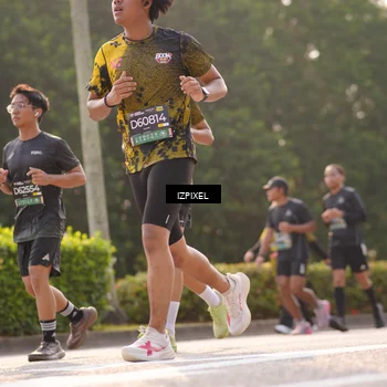 Runner Photo 6530753