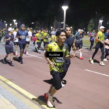 Runner Photo 6530765
