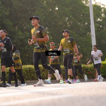 Runner Photo 6530772
