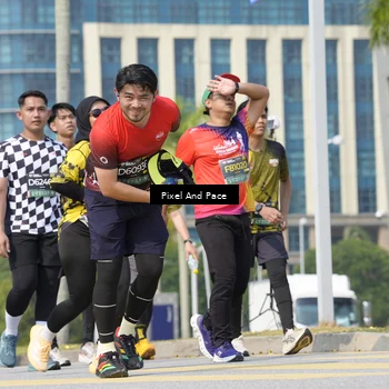 Runner Photo 6530779