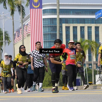 Runner Photo 6530780