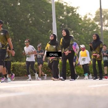 Runner Photo 6530786