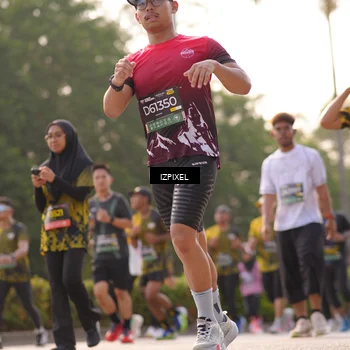 Runner Photo 6530857