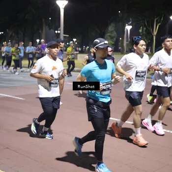 Runner Photo 6530893