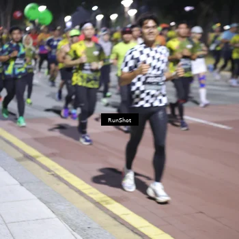 Runner Photo 6530895