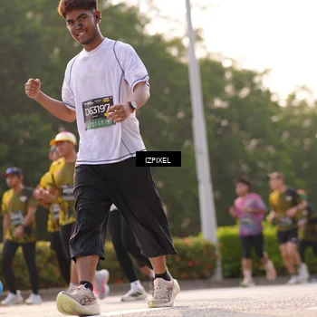 Runner Photo 6530901