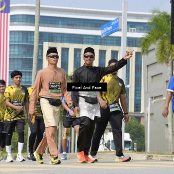 Runner Photo 6530913