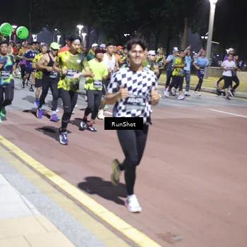 Runner Photo 6530918