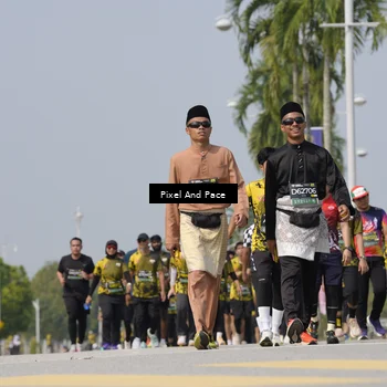 Runner Photo 6530999