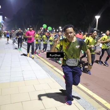 Runner Photo 6531020