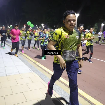 Runner Photo 6531053