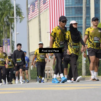 Runner Photo 6531054