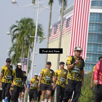 Runner Photo 6531093