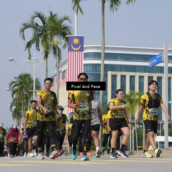 Runner Photo 6531253