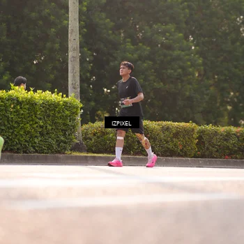 Runner Photo 6531324