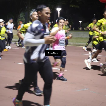 Runner Photo 6531850