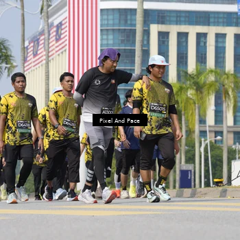 Runner Photo 6531940