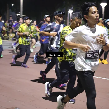 Runner Photo 6531950