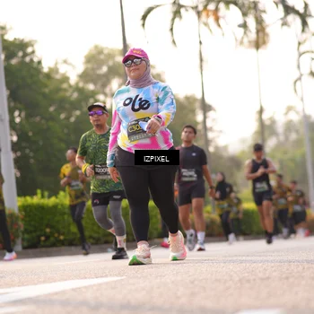 Runner Photo 6532070