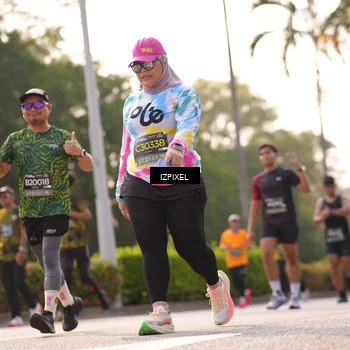 Runner Photo 6532092