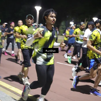 Runner Photo 6532096