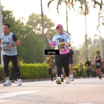 Runner Photo 6532100