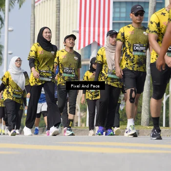 Runner Photo 6532113