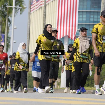 Runner Photo 6532114